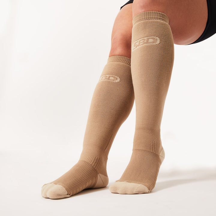 Defy Deadlift Socks