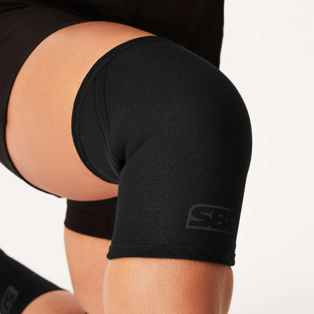 Phantom Weightlifting Knee Sleeves